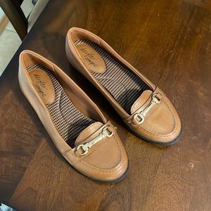 Dexflex Comfort Loafer 6.5 Wide Camel Color